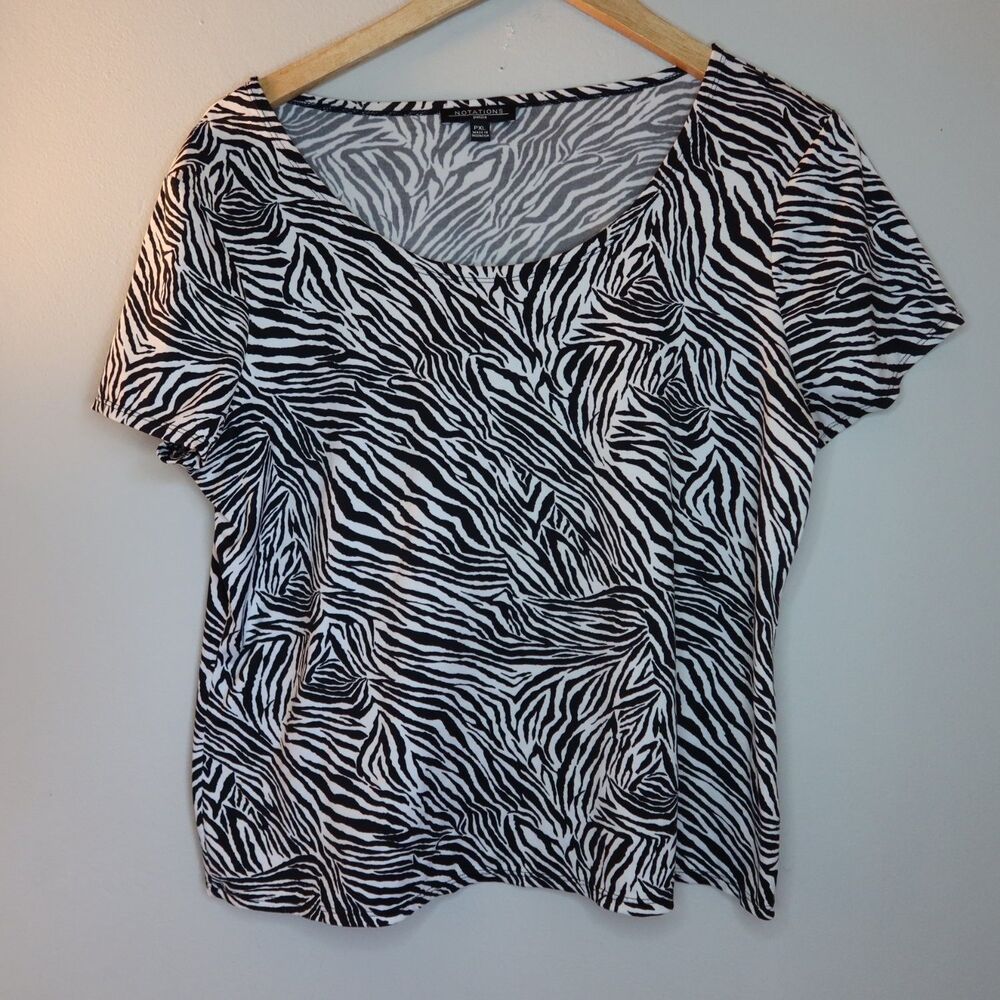 Notations Womens Scoop Neck Short Sleeve Top Animal Print Stretch